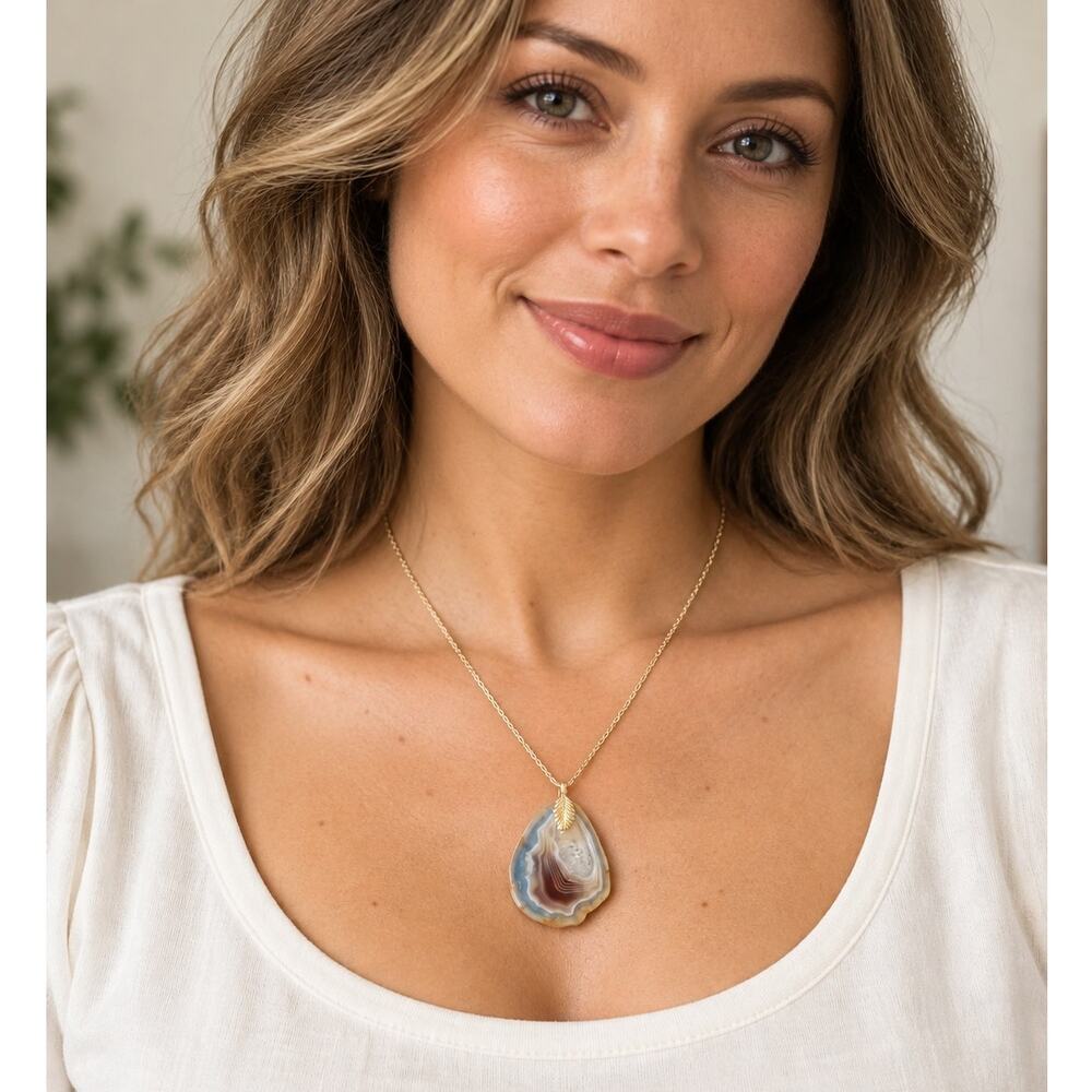 Banded Agate Pendant Necklace with Gold-Tone Leaf Detail
